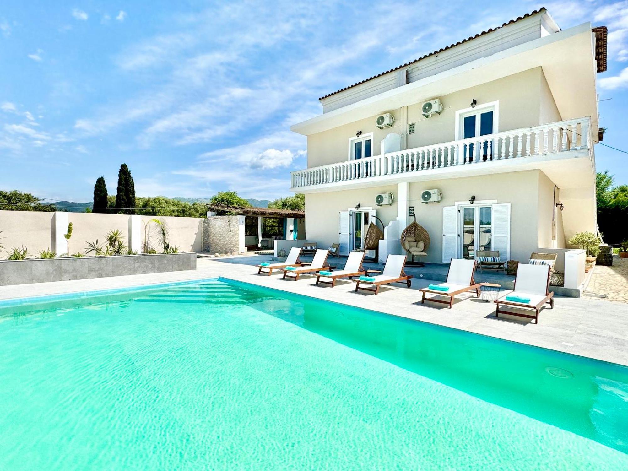 Doma With Private Pool For Up To 29 Guests By Dadovillas Villa *